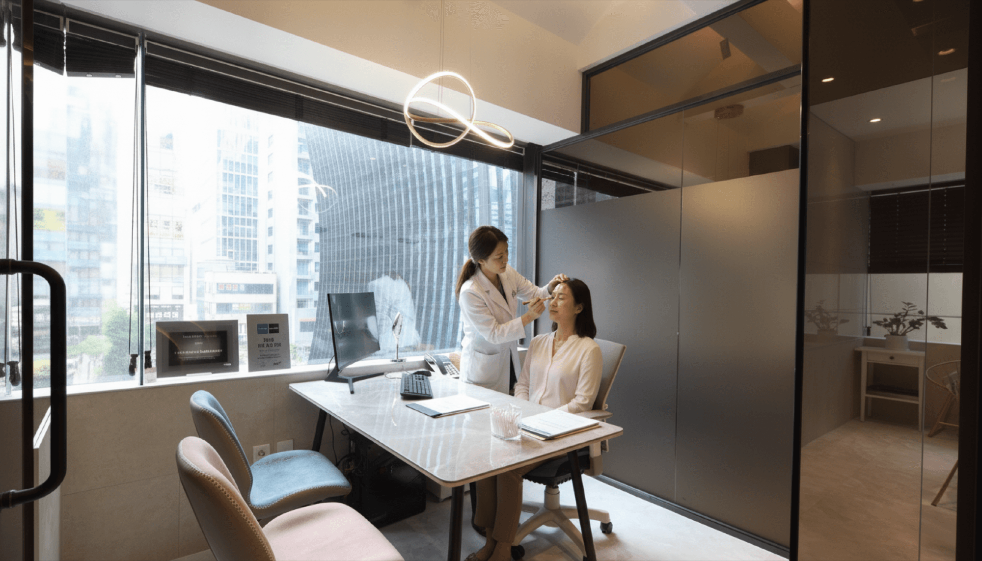 Consultation room at HERA Clinic where Botox injection plans are discussed