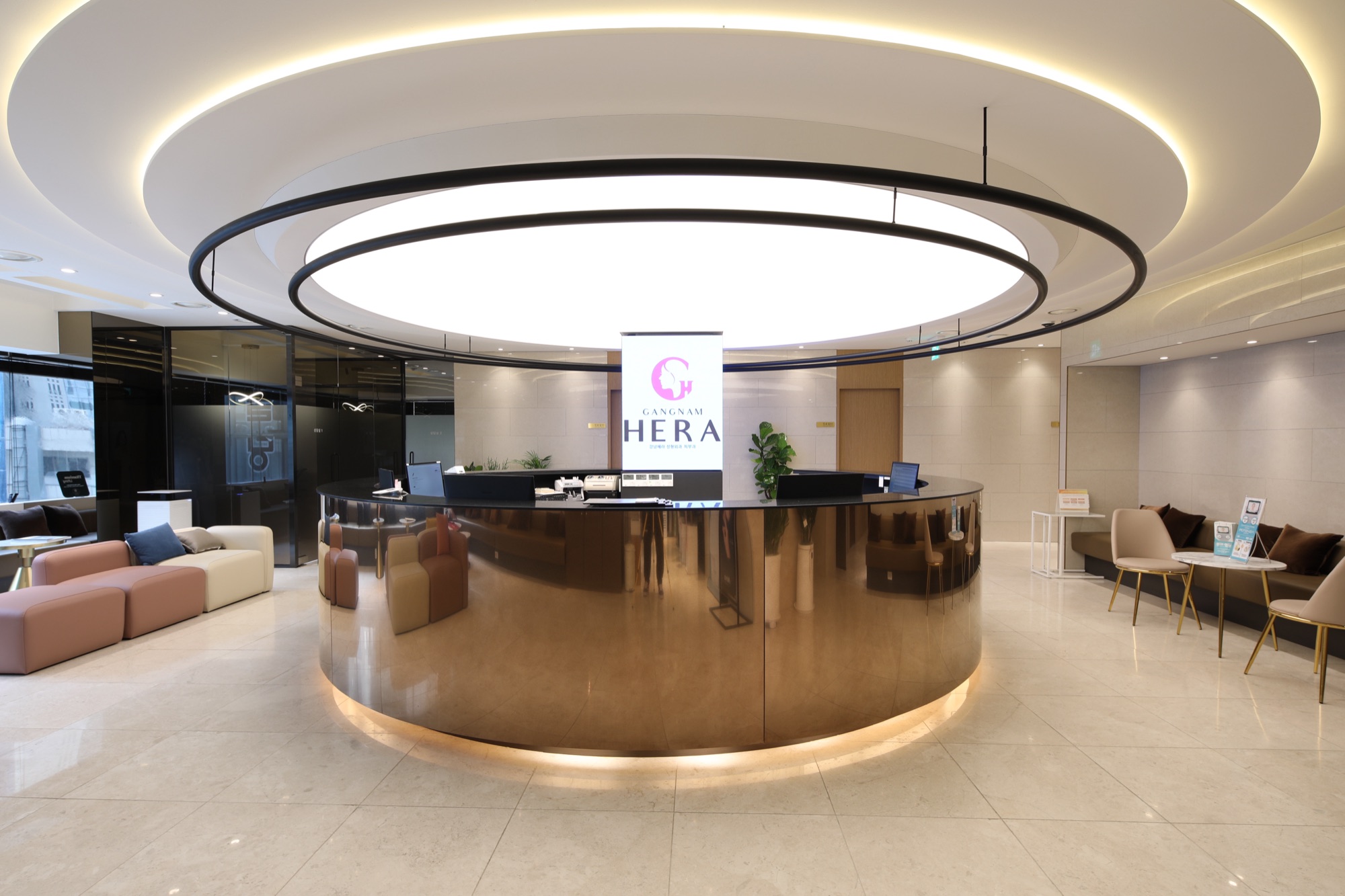 HERA Clinic reception in Gangnam, Seoul